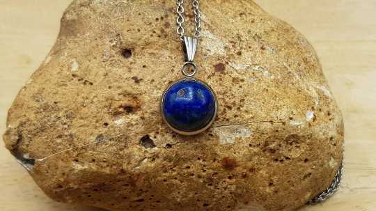 Hypoallergenic Lapis Lazuli pendant