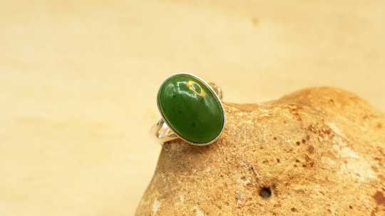 Oval Nephrite Jade ring 14mm