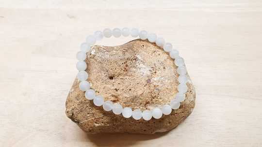 Moonstone stretch bracelet