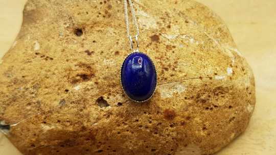 Small Lapis lazuli Pendant 14x10mm
