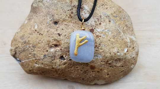 Norse Rune necklace FEHU