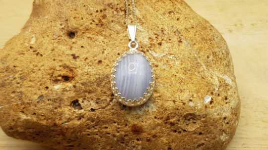 Blue lace agate pendant