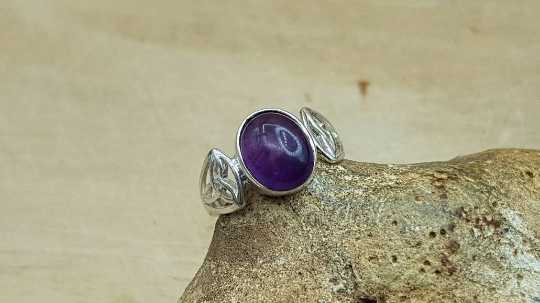 Amethyst Celtic knot ring